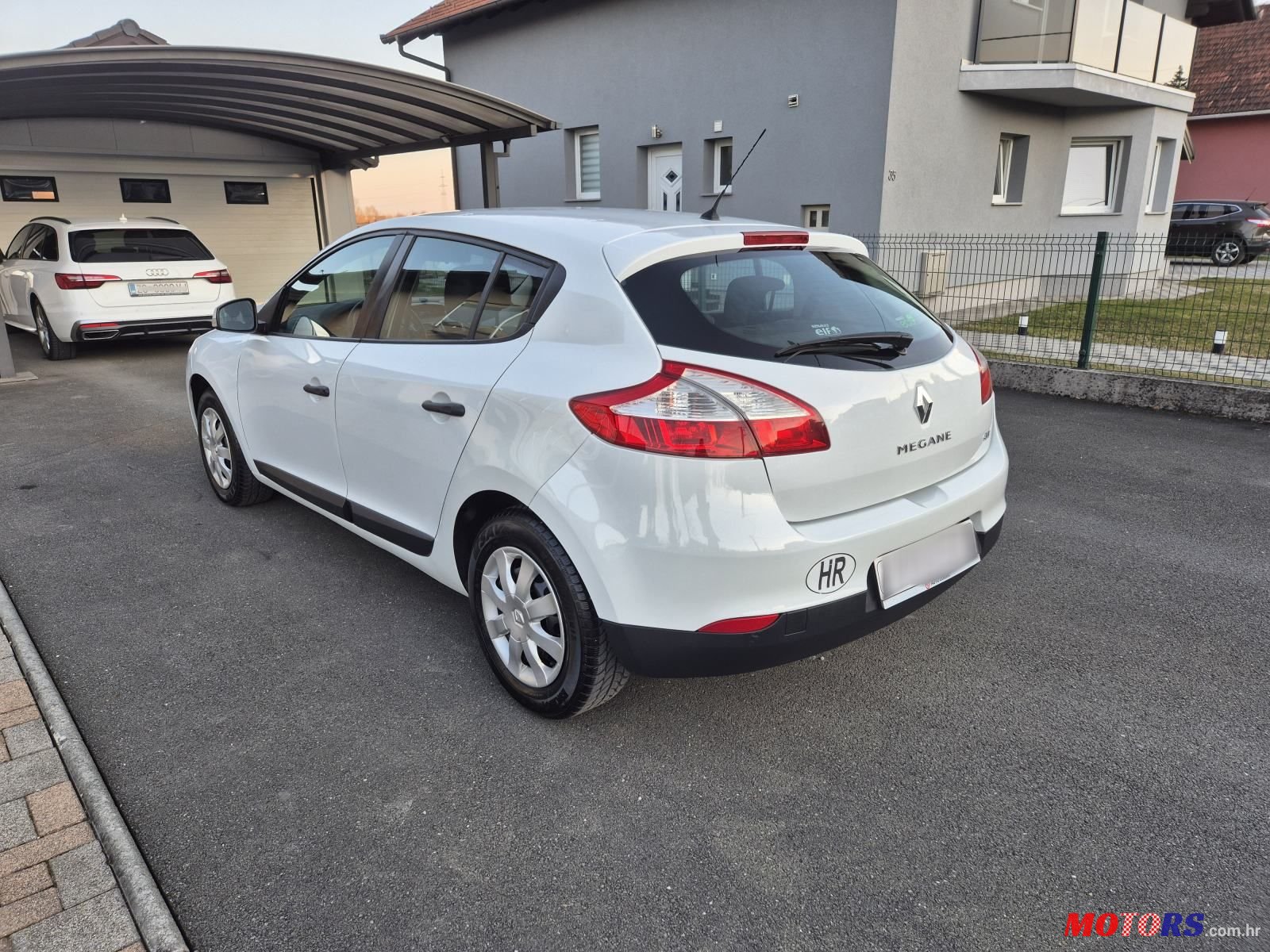 2012' Renault Megane 1.5 Dci photo #3