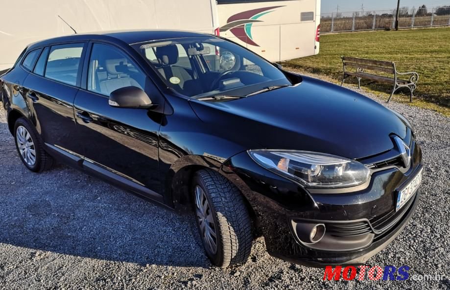 2014' Renault Megane Grandtour photo #4