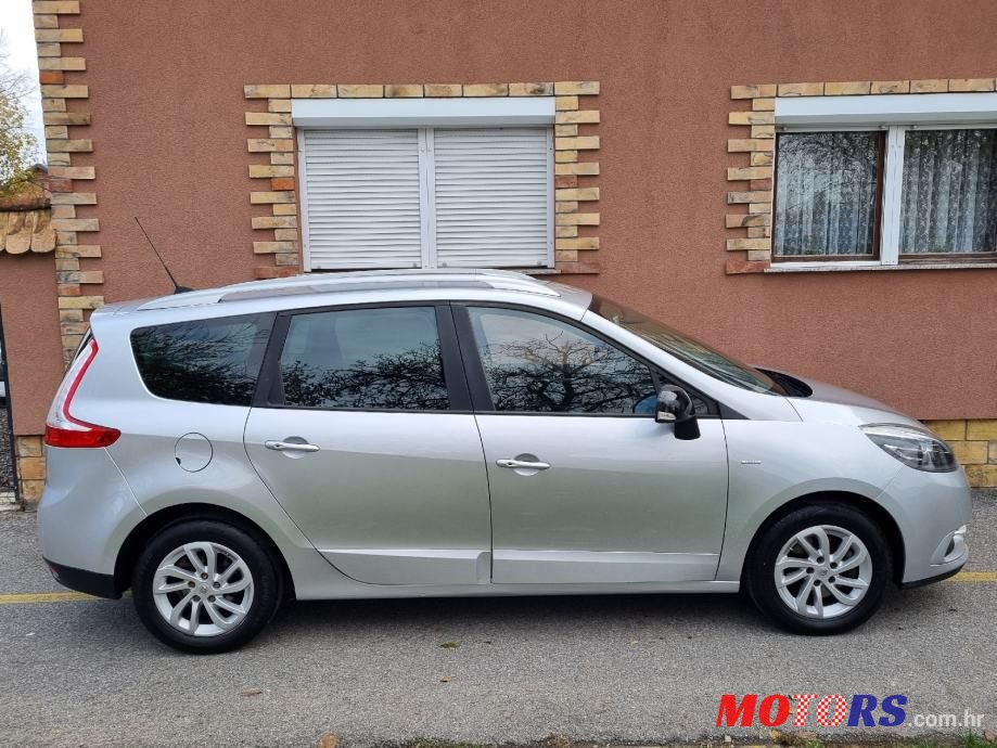 2015' Renault Grand Scenic Dci photo #3