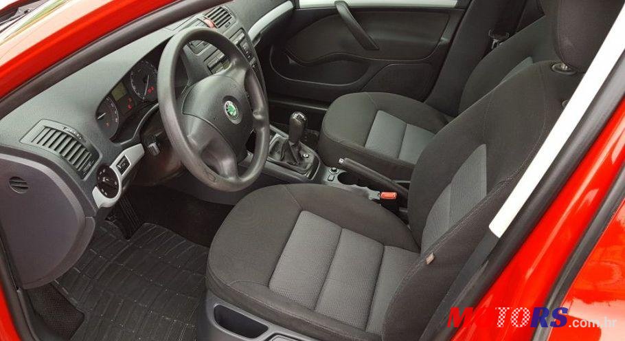 2007' Skoda Octavia Combi 1,9 Tdi photo #1