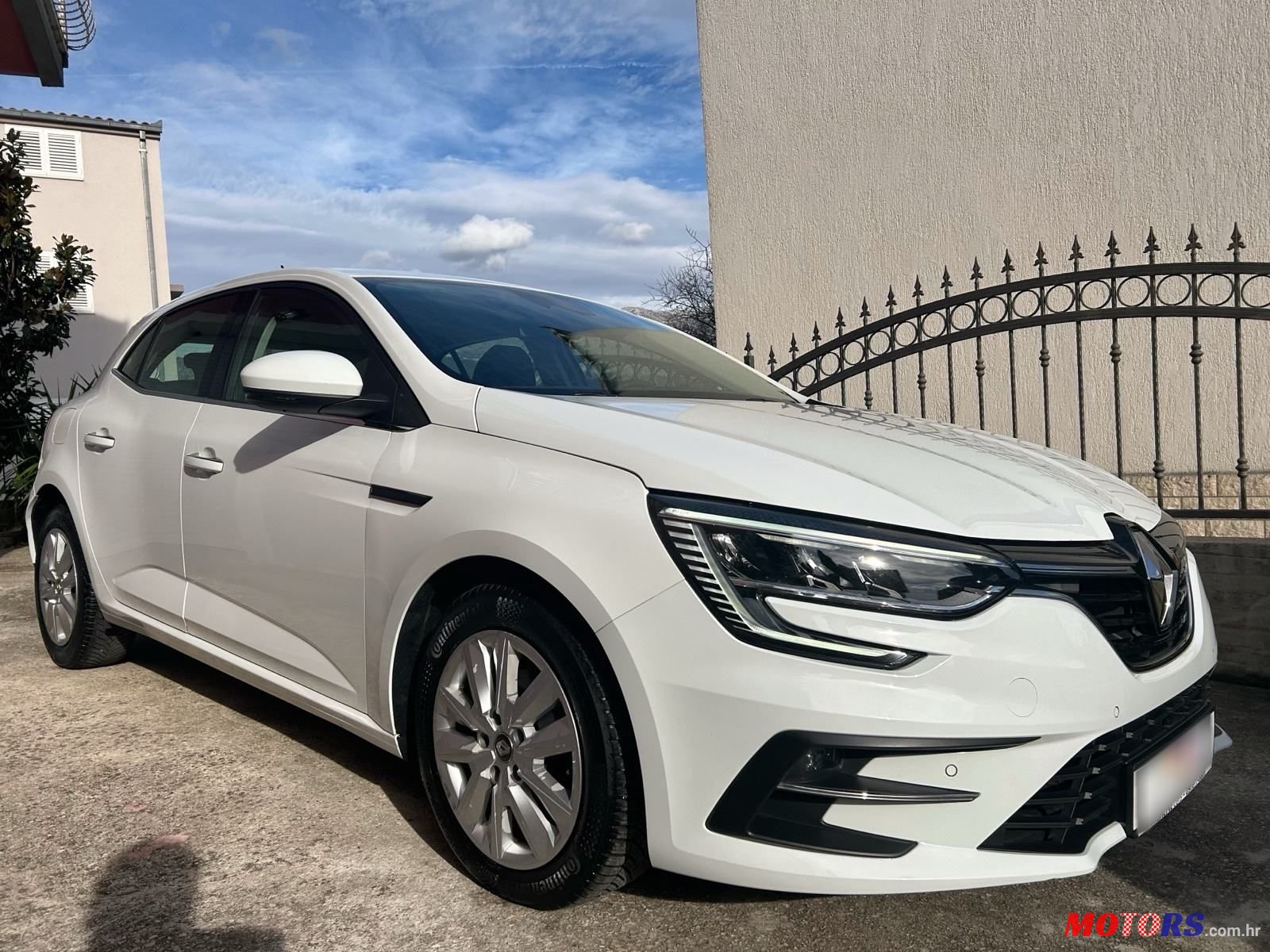 2021' Renault Megane Blue Dci 115 photo #2