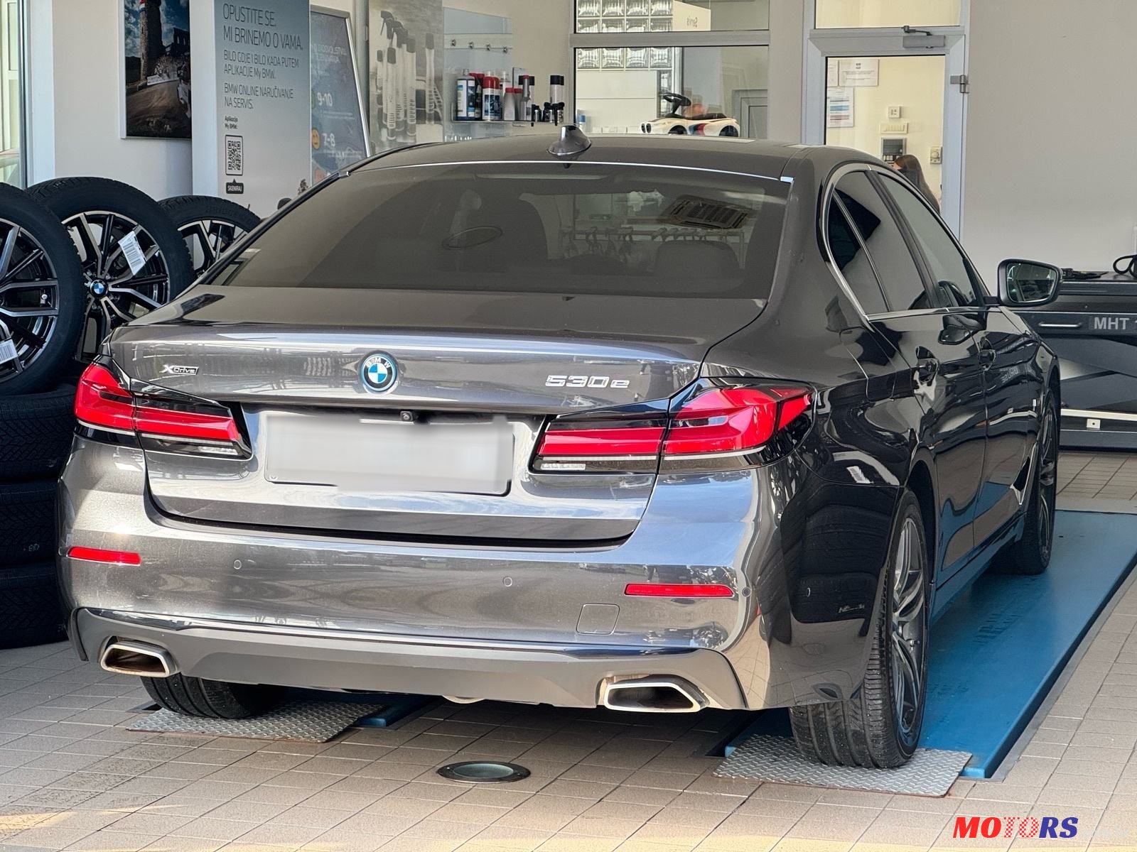 2022' BMW Serija 5 530E photo #6