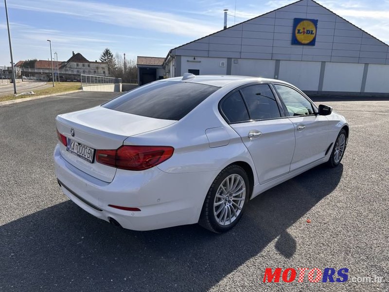 2017' BMW Serija 5 520D photo #6