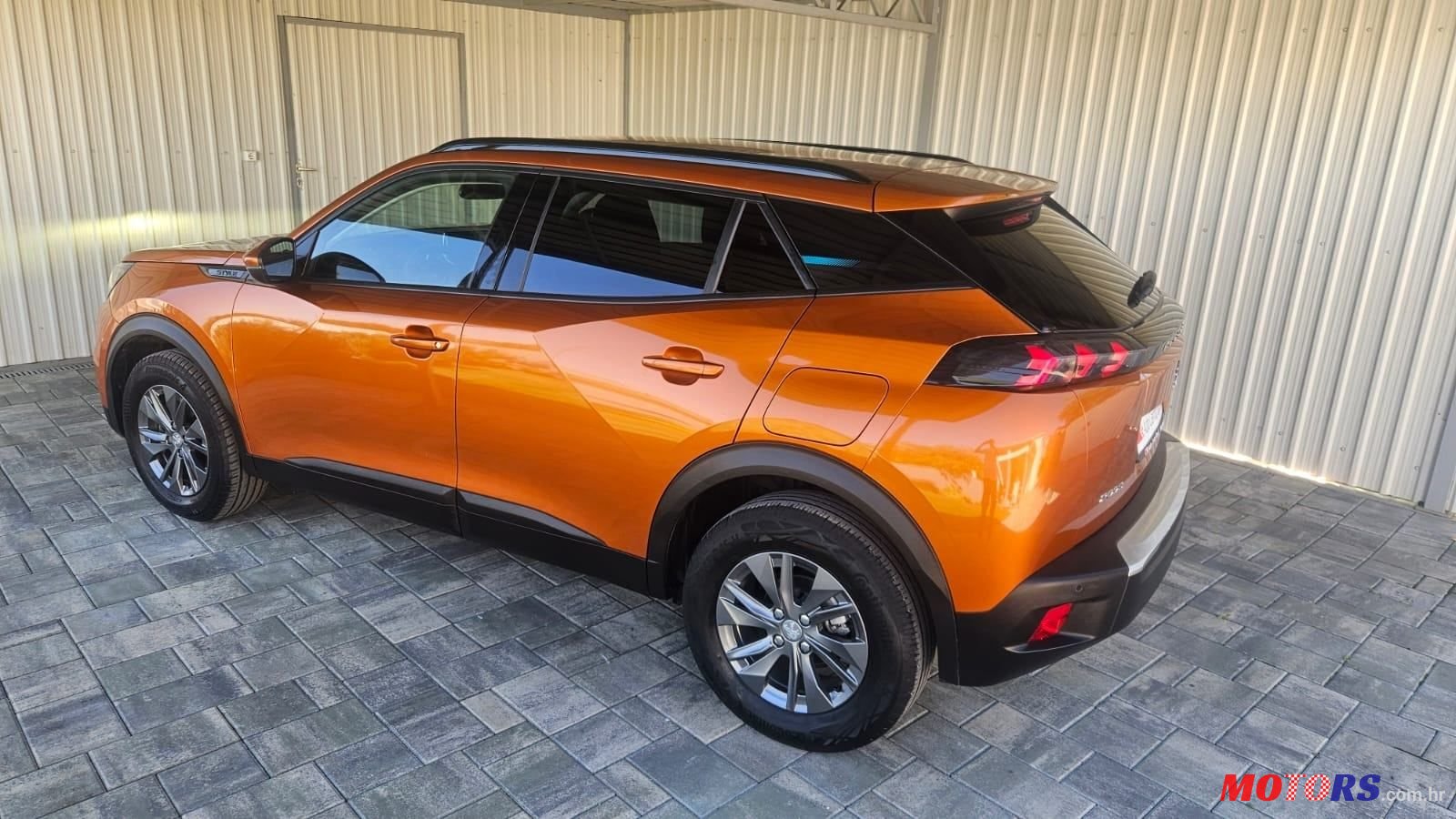2022' Peugeot 2008 1,2 photo #4