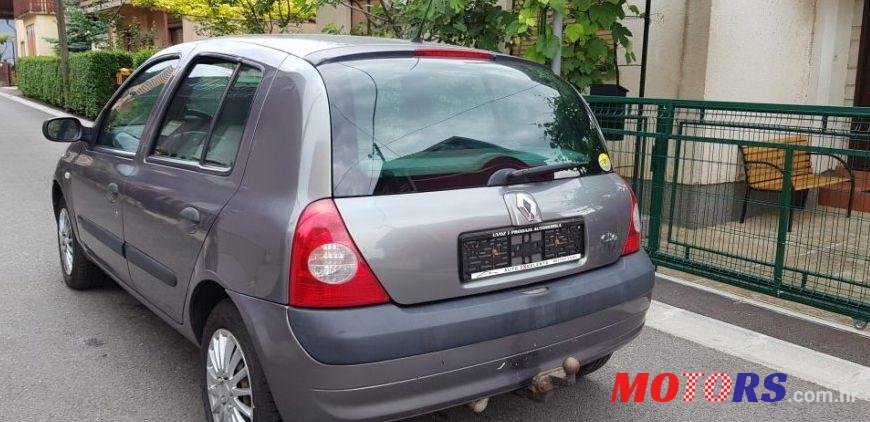 2003' Renault Clio 1,2 16V photo #2