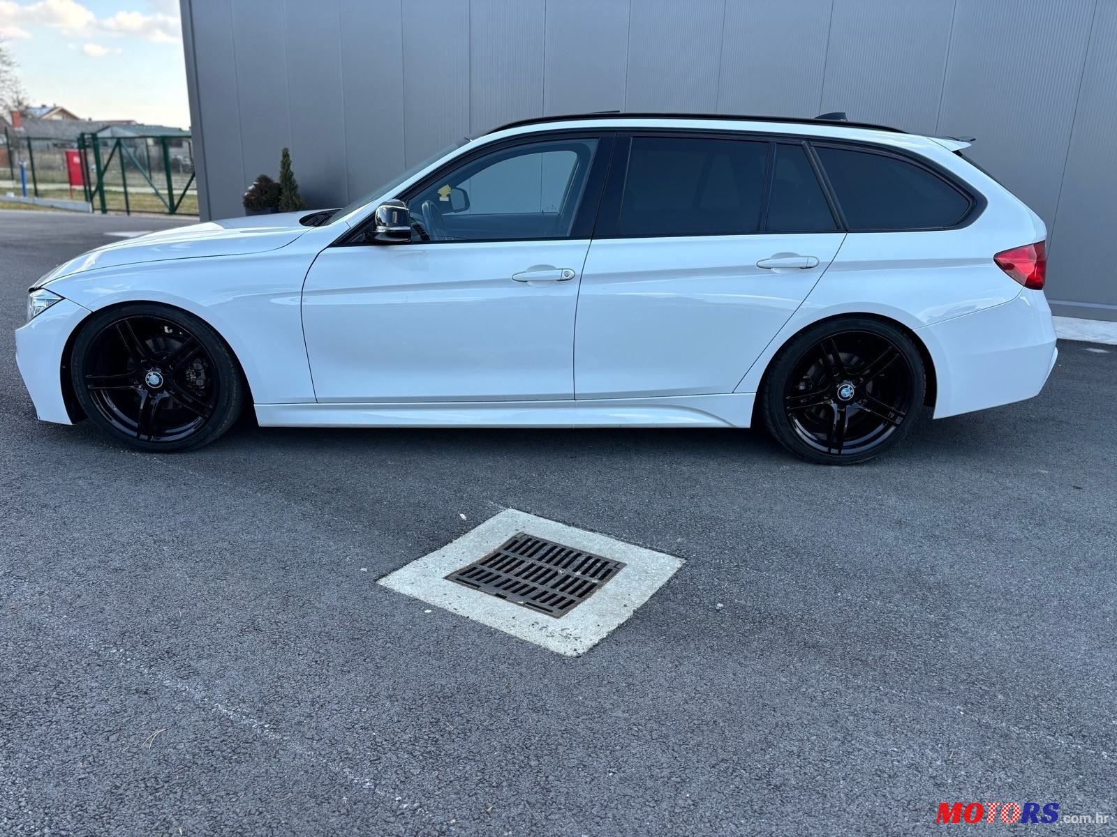 2015' BMW Serija 3 320D photo #4