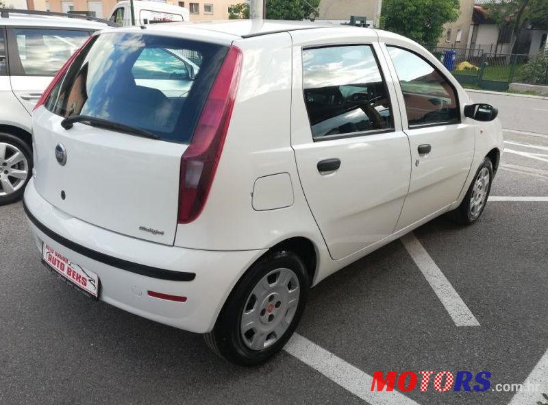 2005' Fiat Punto 1,3 Multijet 16V photo #3