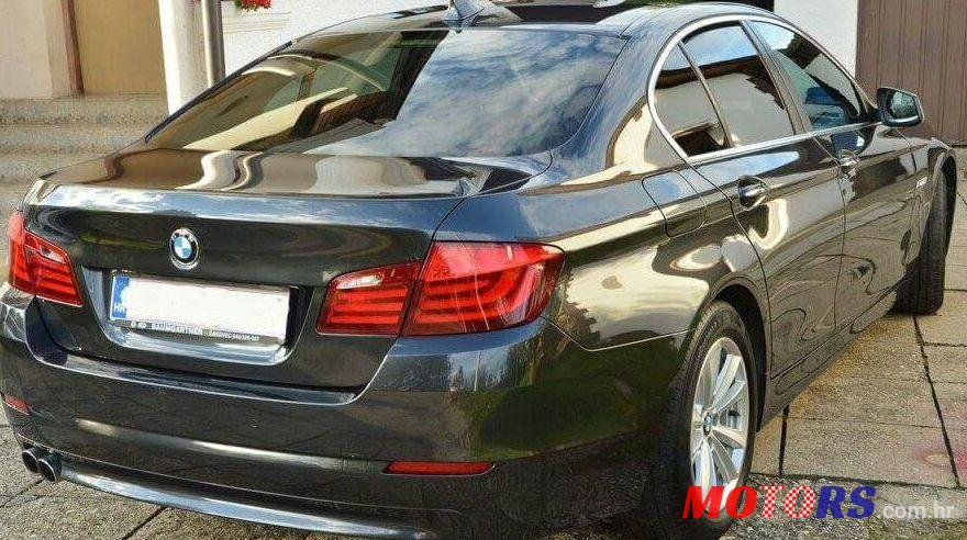 2012' BMW Serija 5 520D photo #2
