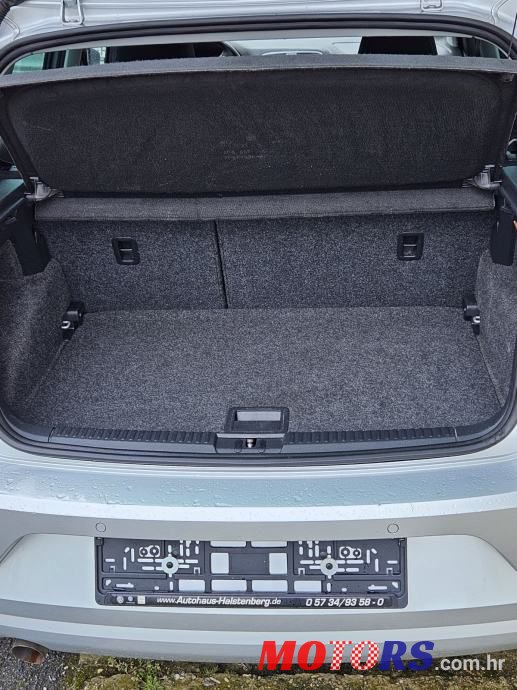 2016' Volkswagen Polo photo #5