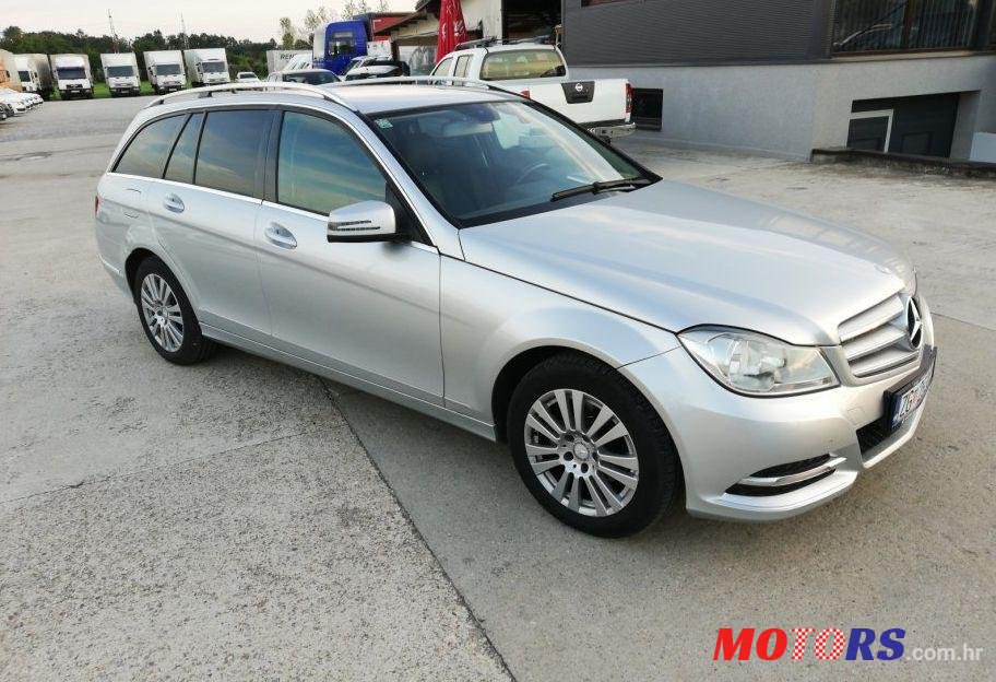 2013' Mercedes-Benz C-Klasa T-Model 180 Cdi T photo #1
