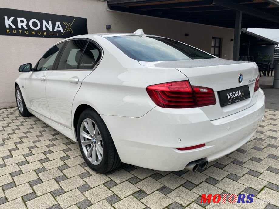 2016' BMW Serija 5 520D photo #6