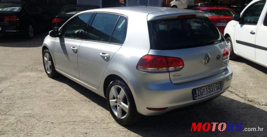 2012' Volkswagen Golf VI 1,6 Tdi photo #2
