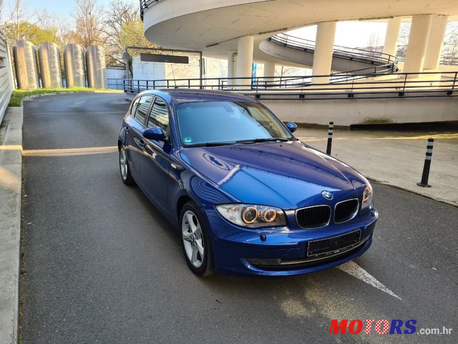2009' BMW Serija 1 118D photo #4