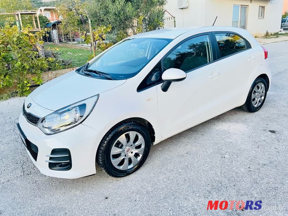 2017' Kia Rio photo #5