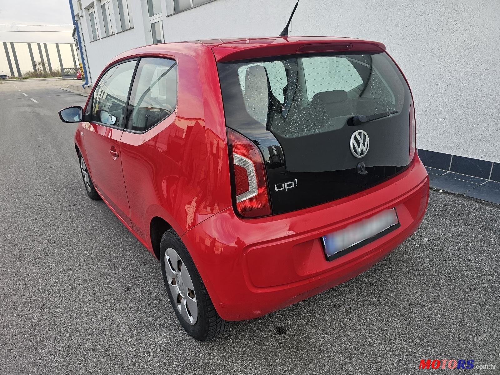 2012' Volkswagen Up! photo #6
