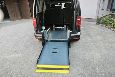 2015' Volkswagen Caddy sa rampom