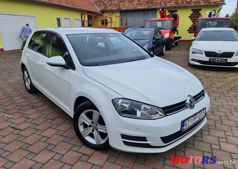 2013' Volkswagen Golf 7 1,6 Tdi Bmt photo #1
