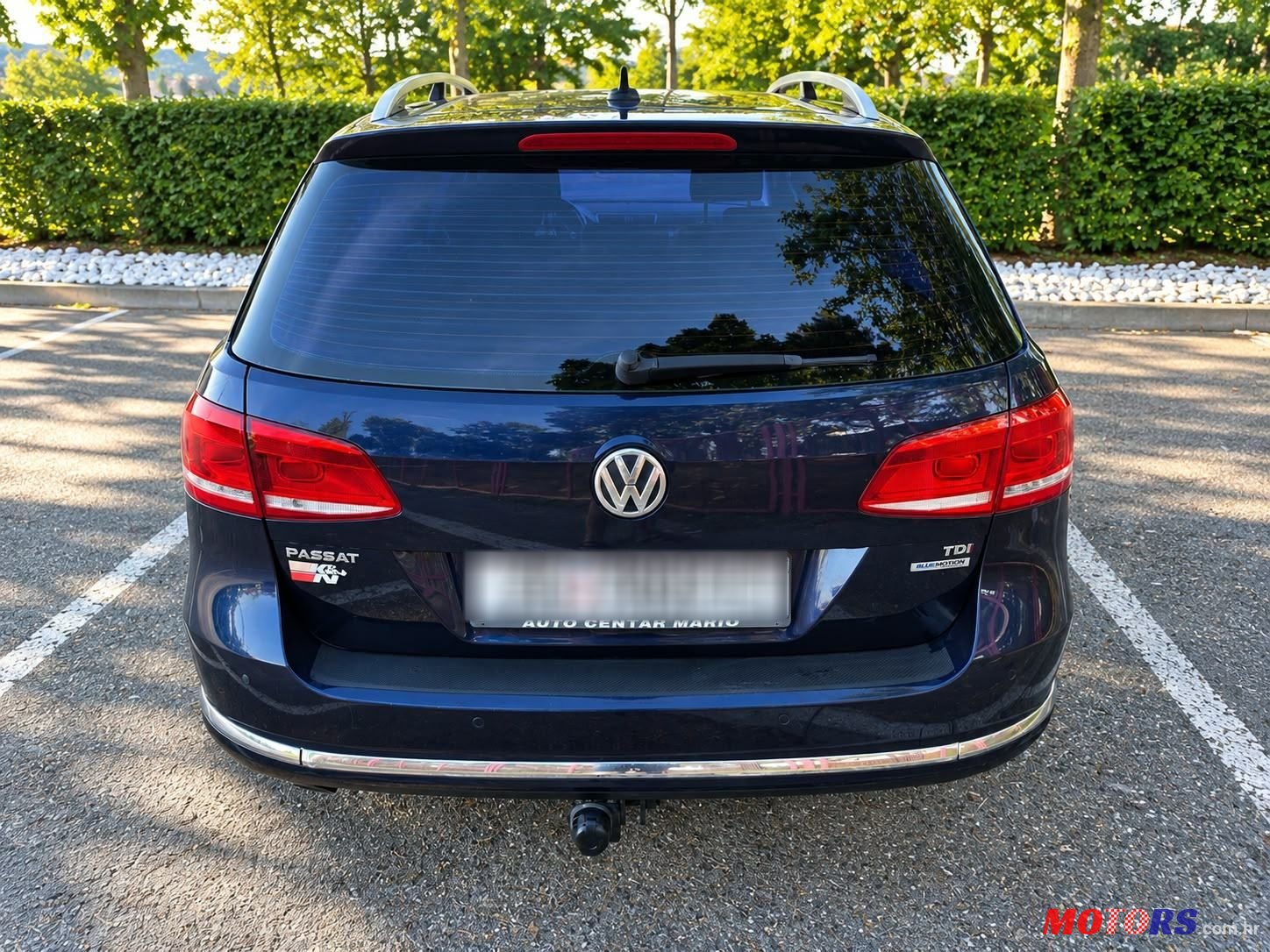 2012' Volkswagen Passat Variant photo #5