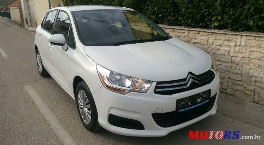 2015' Citroen C4 1,6 Hdi 90 photo #1