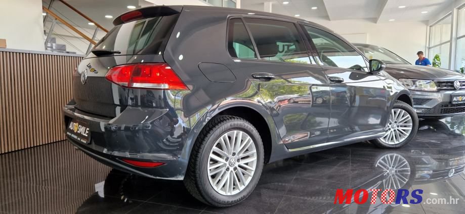 2015' Volkswagen Golf 7 1,6 Tdi photo #3