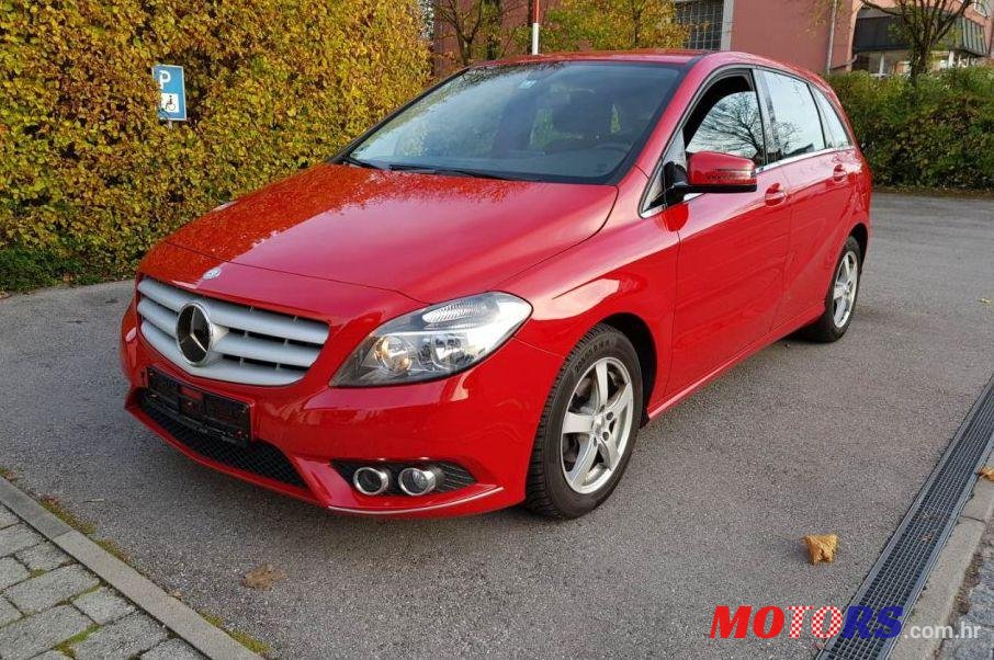 2013' Mercedes-Benz B-Klasa 180 Cdi photo #1