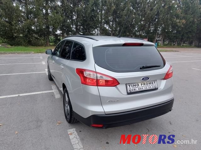 2013' Ford Focus Karavan photo #6