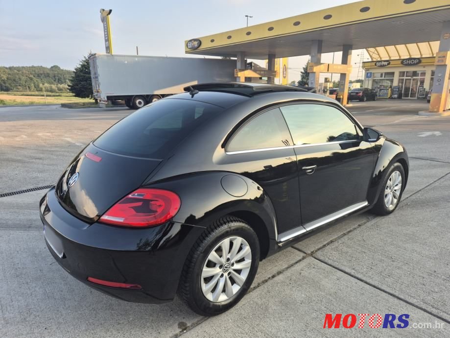 2012' Volkswagen Beetle 1,6 Tdi photo #4