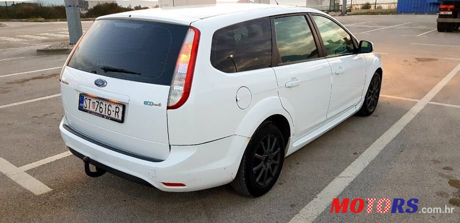 2009' Ford Focus Karavan photo #3