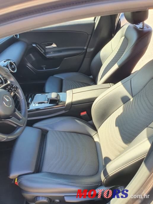 2018' Mercedes-Benz A-Klasa 180 D photo #6