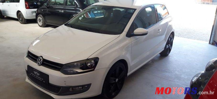 2010' Volkswagen Polo 1,6 Tdi photo #1