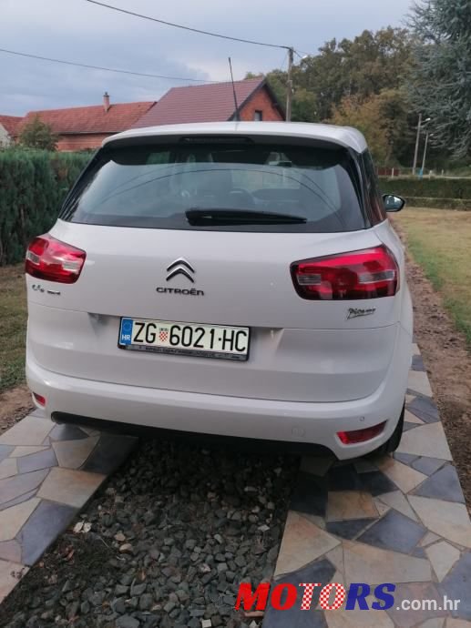 2015' Citroen C4 Grand Picasso photo #2