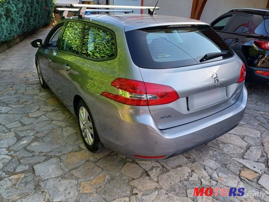 2016' Peugeot 308 Sw photo #5
