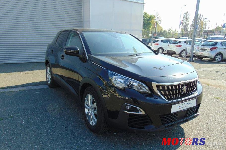 2017' Peugeot 3008 1,6 Bluehdi photo #1