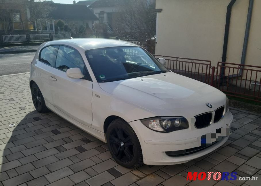 2012' BMW Serija 1 116D photo #1