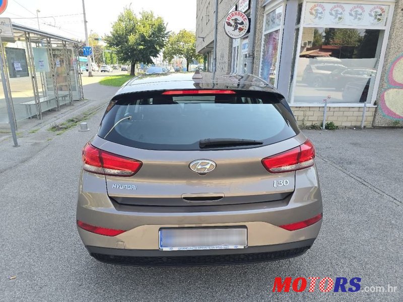 2021' Hyundai i30 1,0 T-Gdi photo #4