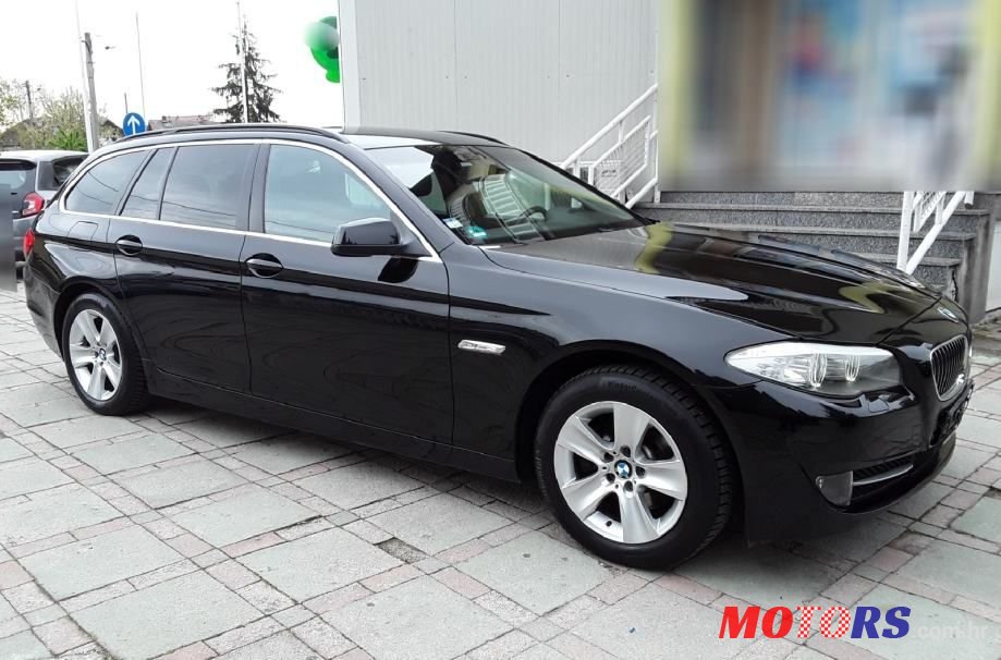 2010' BMW Serija 5 520D photo #5