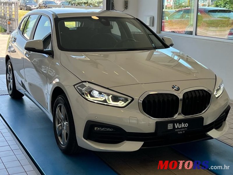 2020' BMW Serija 1 118I photo #1