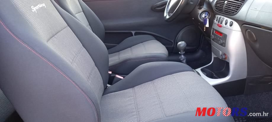 2004' Fiat Punto 1,4 16V photo #5