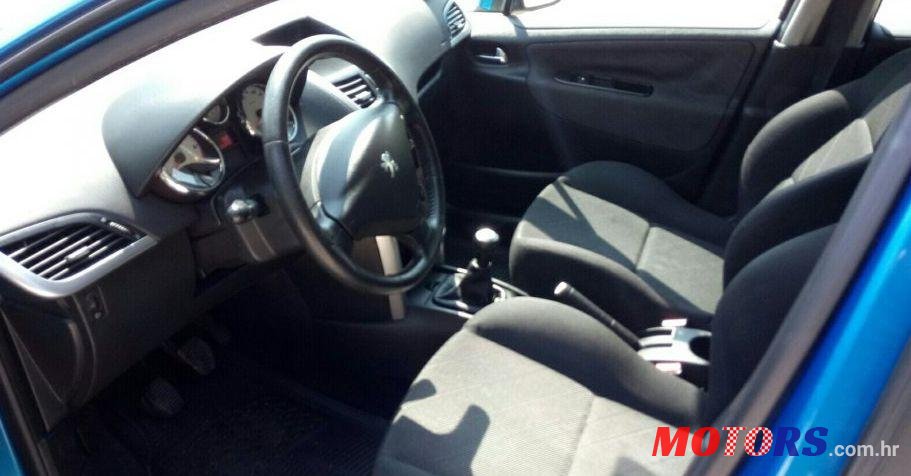 2009' Peugeot 207 Sport 1,6 16V Vti photo #6