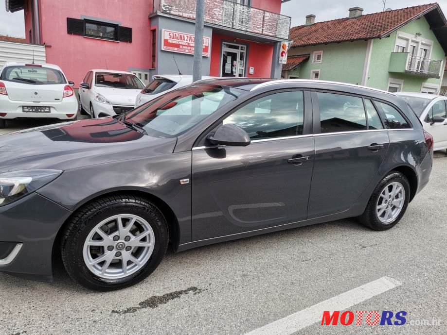 2015' Opel Insignia 2,0 Turbo Sport photo #3