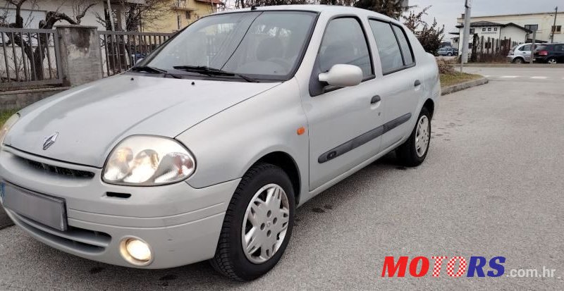 2002' Renault Thalia 1,4 photo #1