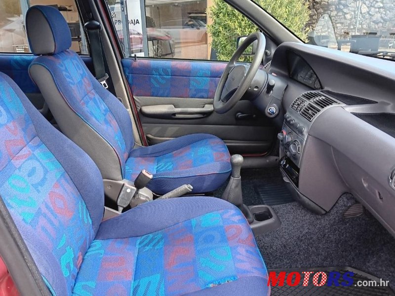 1999' Fiat Punto 55 photo #3