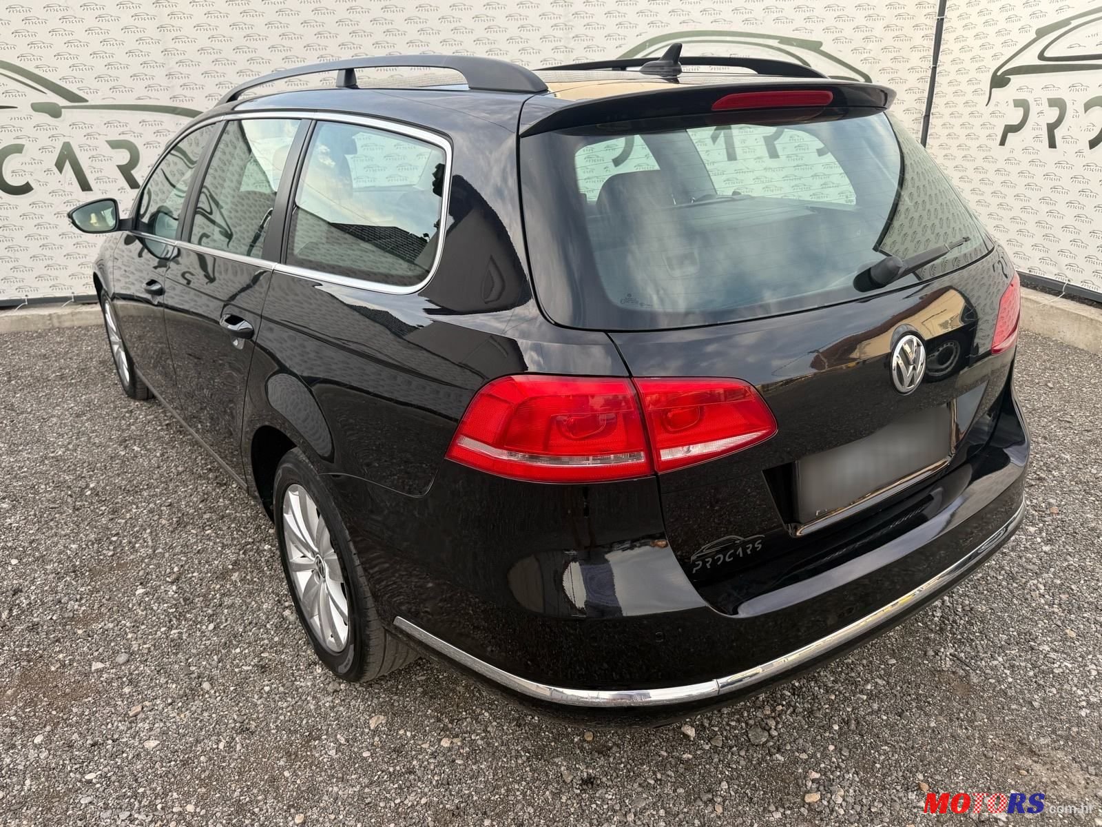 2012' Volkswagen Passat Variant photo #6