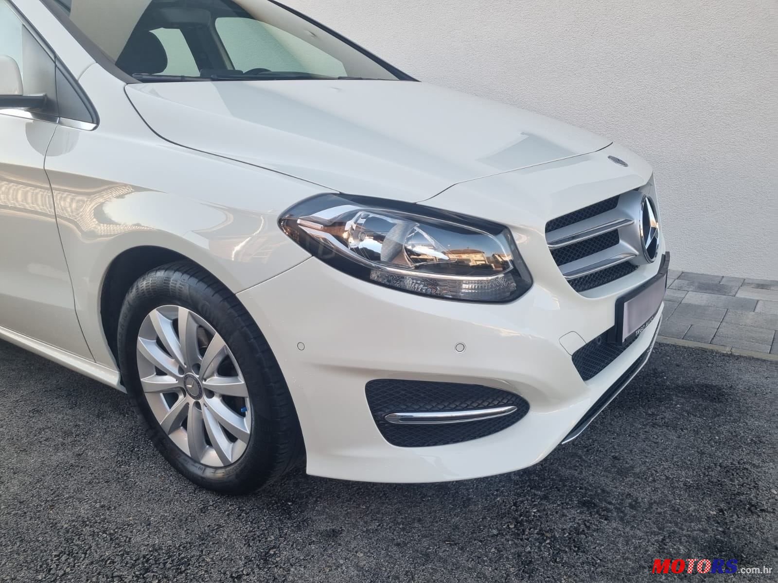 2016' Mercedes-Benz B-Klasa 160 D photo #5