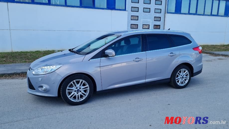 2012' Ford Focus Karavan photo #1