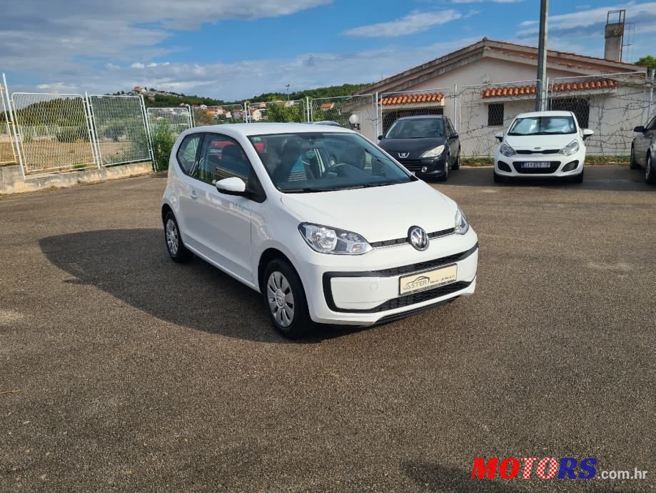 2016' Volkswagen Up! 1,0 photo #2