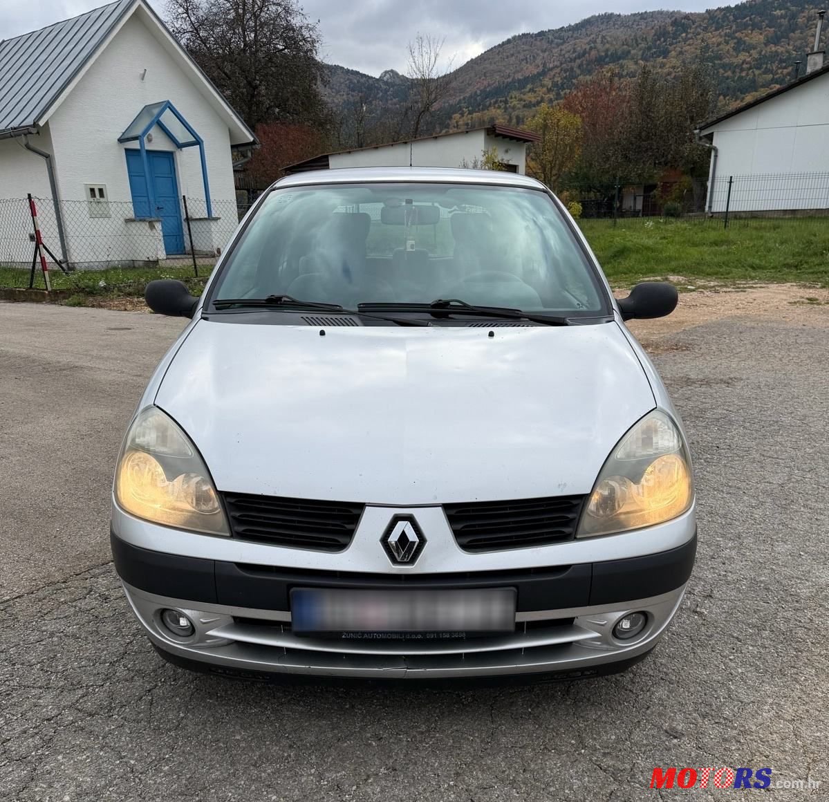 2005' Renault Clio 1,5 Dci photo #1