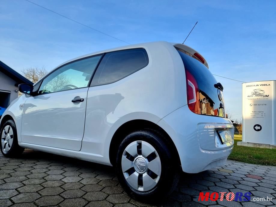 2013' Volkswagen Up! 1,0 Up! photo #6