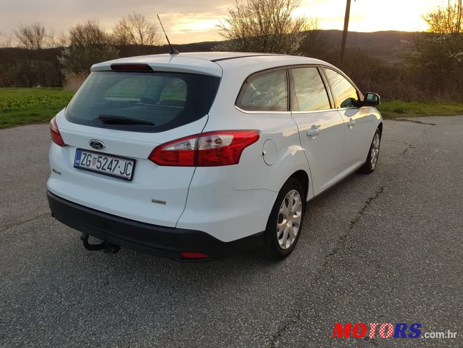 2013' Ford Focus Karavan photo #4