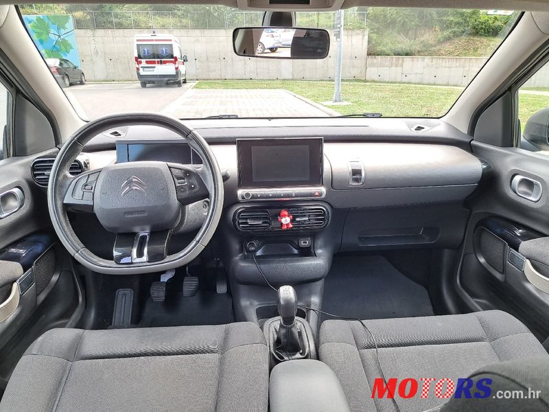 2015' Citroen C4 Cactus 1,6 Bluehdi photo #6